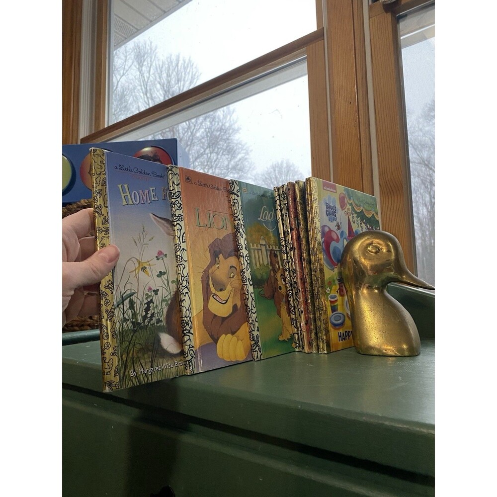 Lot of 10  Little Golden Books Mostly Vintage LOT - Picture 4 of 4